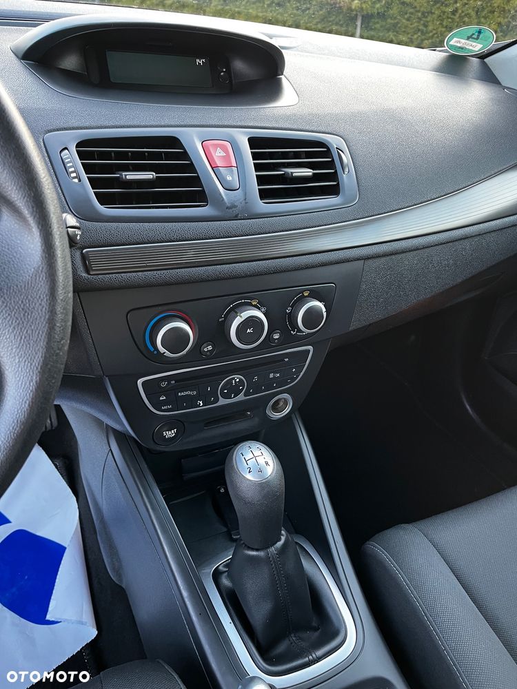 Renault Megane - 11