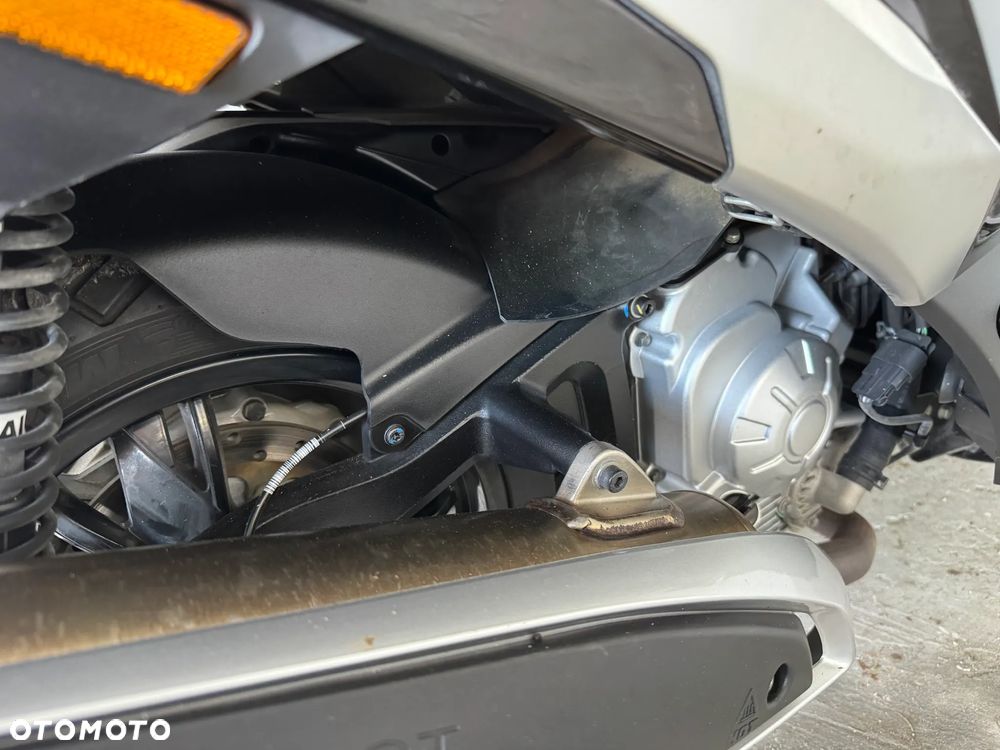 Peugeot Metropolis - 5