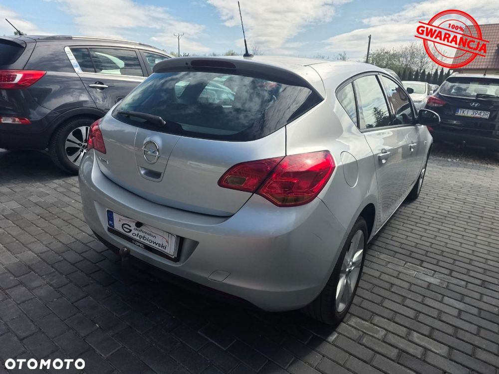 Opel Astra - 8