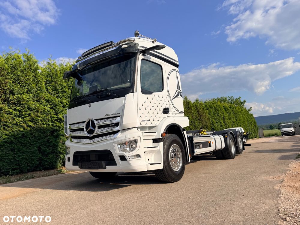 Mercedes-Benz ACTROS / 2546 / NISKI PRZEBIEG / ACC / E 6 / MP 5 / BDF/ RAMA/ / DMC 27T / LED /OŚ SKRETNA / - 1