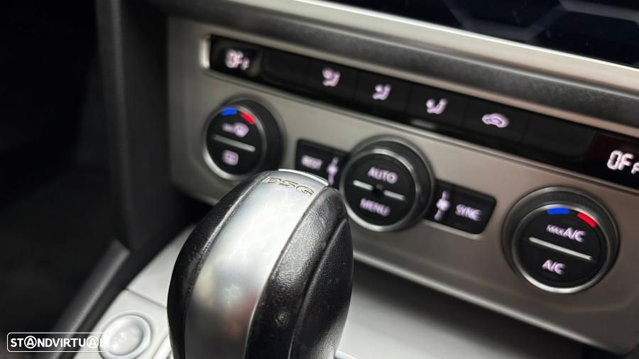 VW Passat Variant 1.6 TDI (BlueMotion ) DSG Comfortline - 16