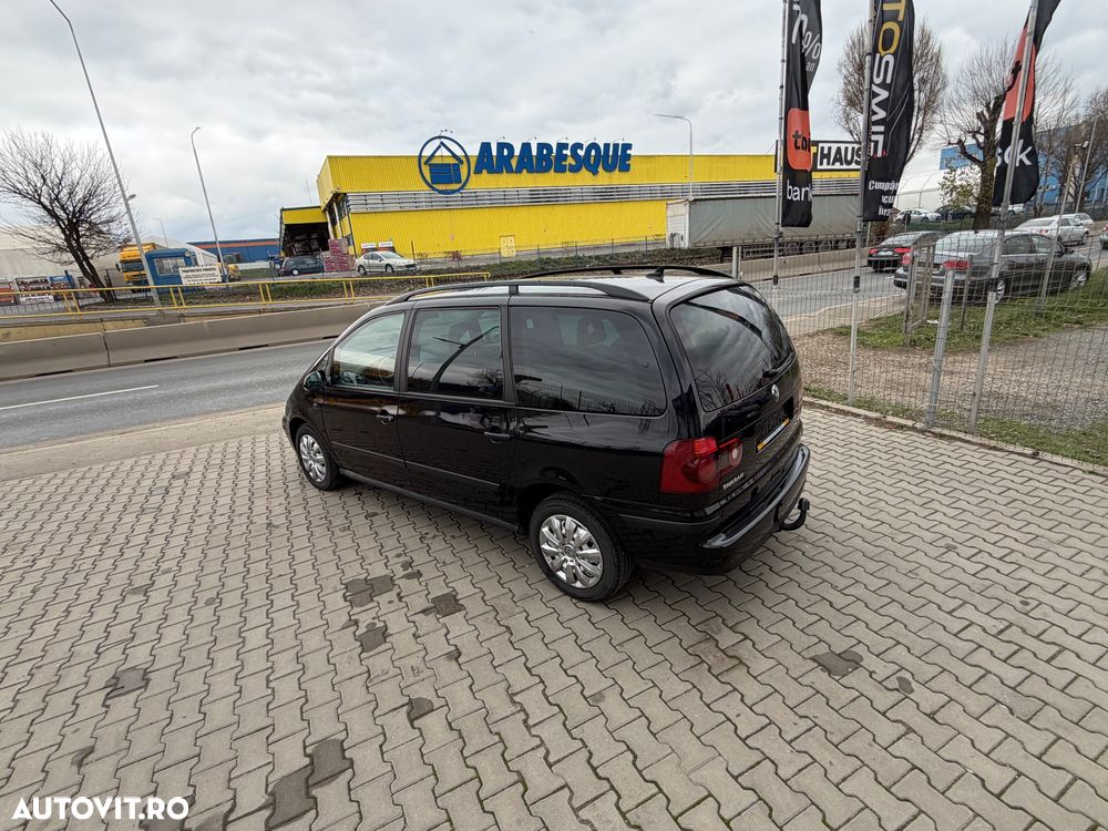Volkswagen Sharan 2.0 TDI DPF BlueMotion Comfortline - 39