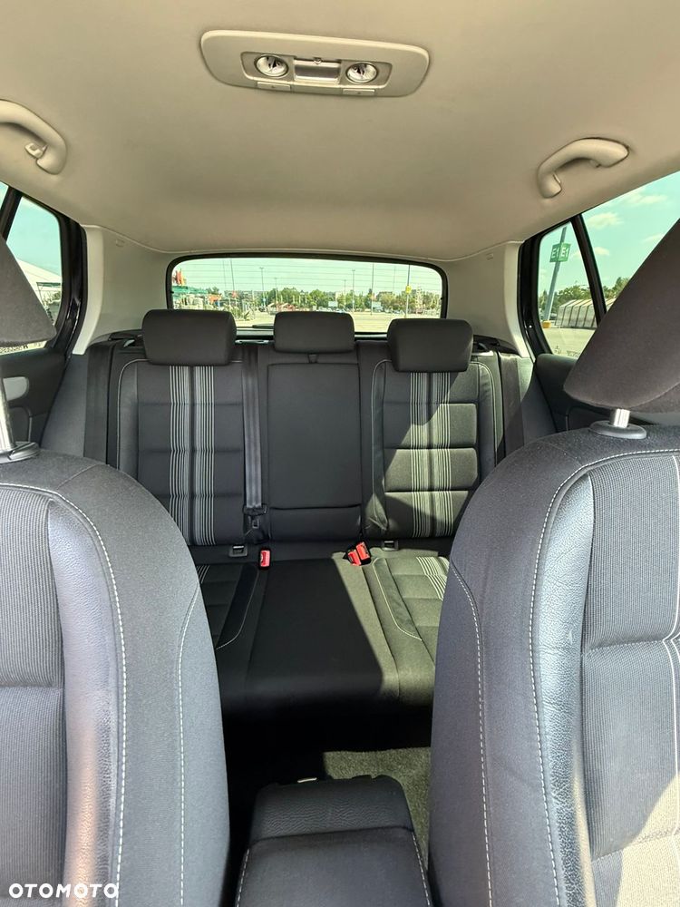 Volkswagen Golf 2.0 TDI Highline - 6