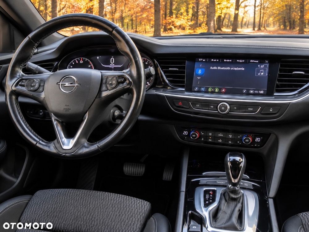 Opel Insignia - 10