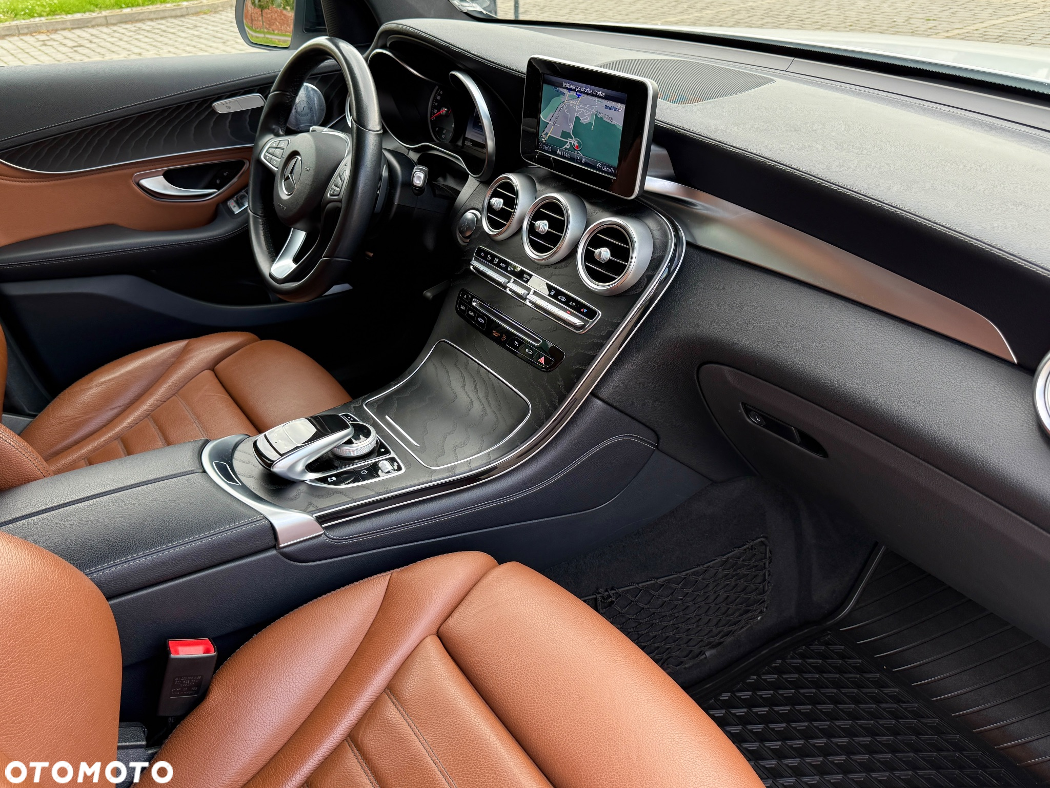 Mercedes-Benz GLC 350 e 4Matic 7G-TRONIC Exclusive - 10