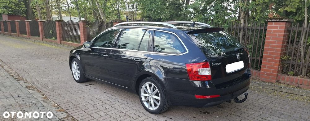 Skoda Octavia 1.6 TDI Ambiente DSG - 6