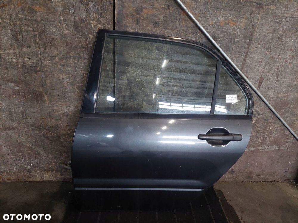 DRZWI KOMPLETNE LEWY TYŁ MITSUBISHI LANCER VII SEDAN A02A - 1