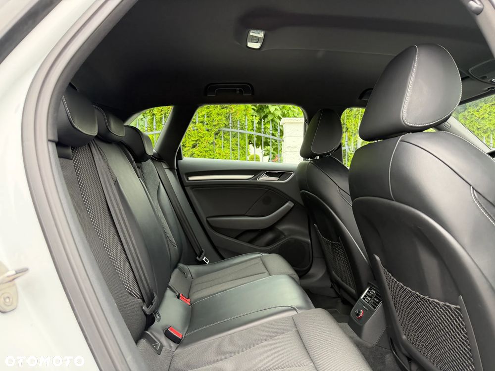 Audi A3 Sportback 1.4 TFSI e-tron S line Sportpaket - 20