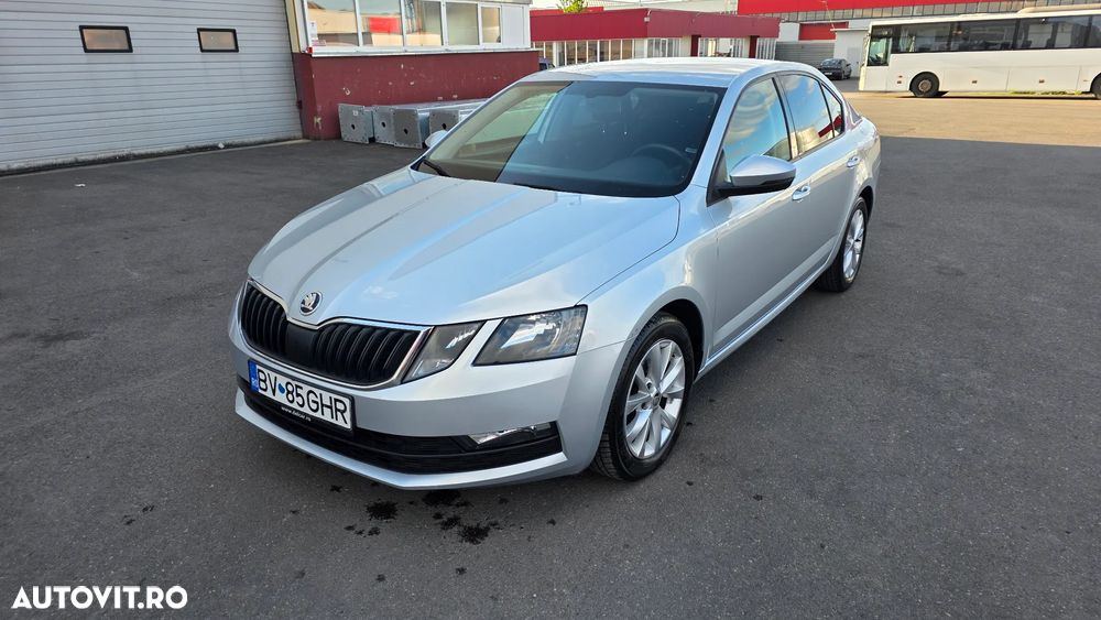 Skoda Octavia - 3