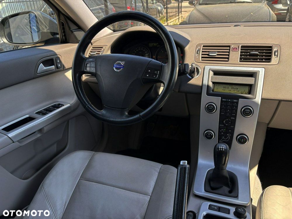 Volvo S40 - 24