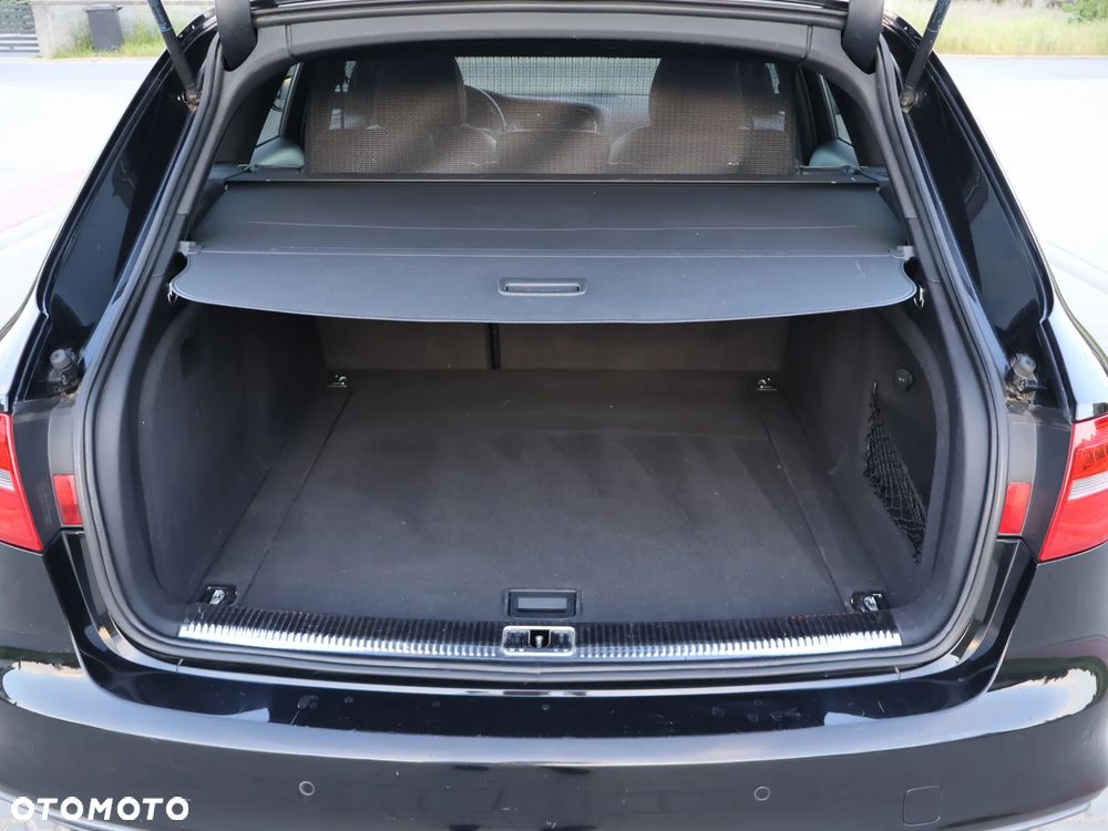 Audi A4 Avant 2.0 TDI DPF quattro S tronic S line Sportpaket - 10