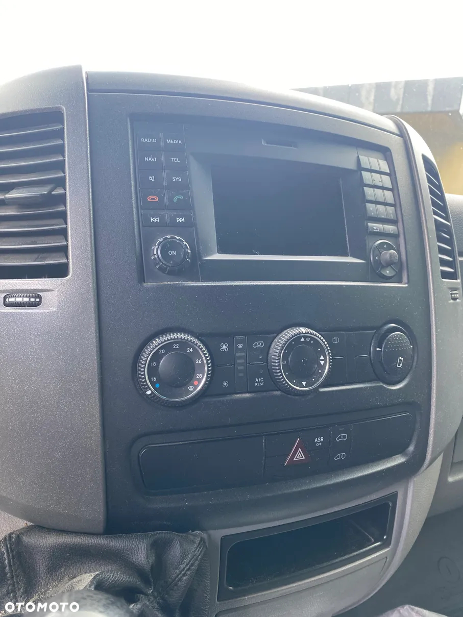 Volkswagen Crafter 2.0 Tdi 160KM Sredniak 3,3m Klima Czarny 2015/2016 Super Stan - 12
