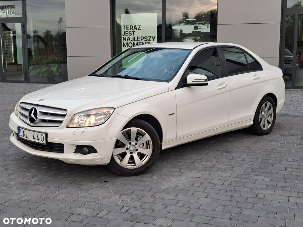Mercedes-Benz Klasa C 180 BlueEFFICIENCY 7G-TRONIC - 1