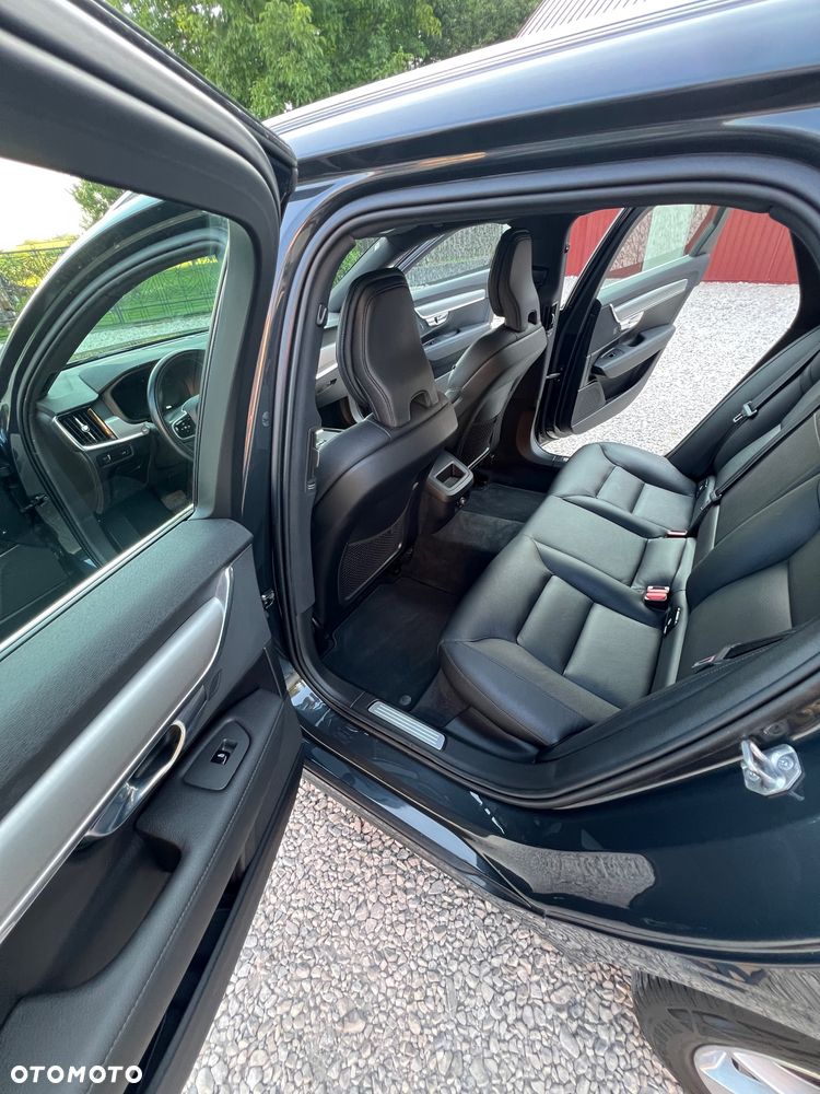 Volvo V90 D3 Geartronic Momentum Pro - 20
