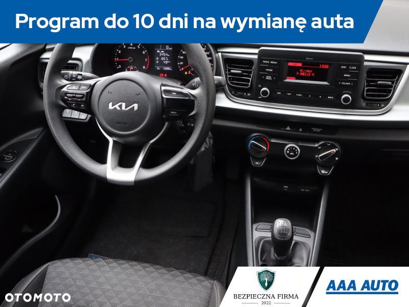 Kia Rio - 9