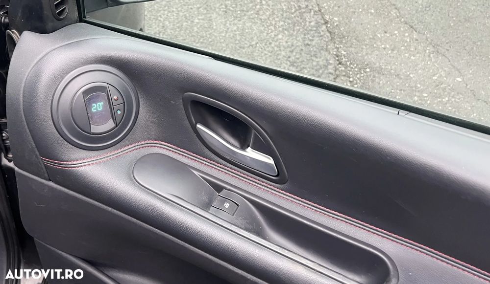 Renault Espace 2.0 dCi Expression - 11