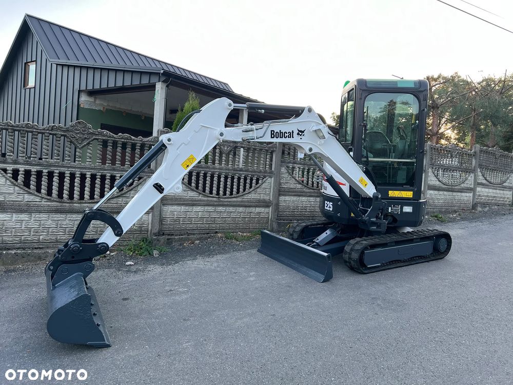 Bobcat E25 * Mini Koparka * BOBCAT * Zerowy Obrys * 3 Tony * Stan IDEALNY * - 14