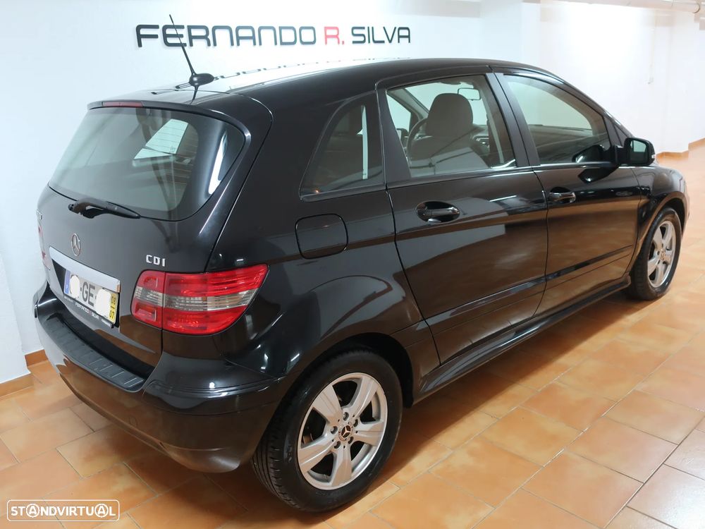Mercedes-Benz B 180 CDI - 8