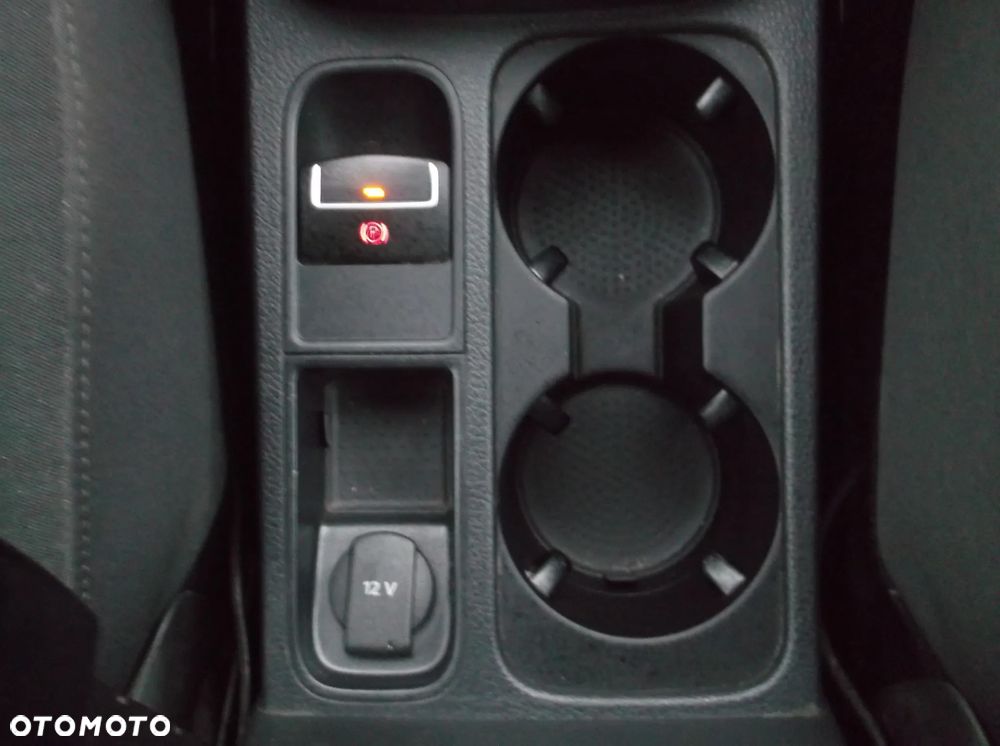 Volkswagen Sharan 2.0 TDI DPF BlueMotion Comfortline - 18