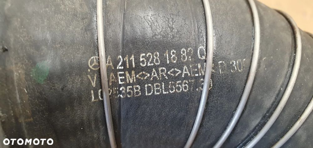 Przewód wąż rura intercoolera Mercedes E-Klasa W211 1.8 K A2115281882 - 8