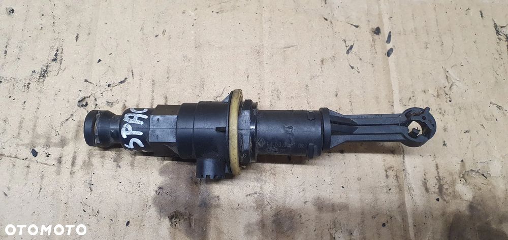 Pompka sprzęgła wysprzęglik Renault Espace IV 8200039836 8200039836H - 1