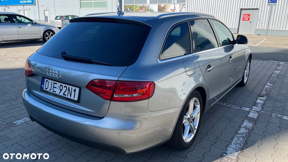 Audi A4 Avant - 5