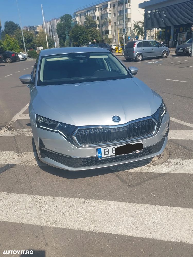 Skoda Octavia 1.5 TSI mHEV DSG Selection - 8
