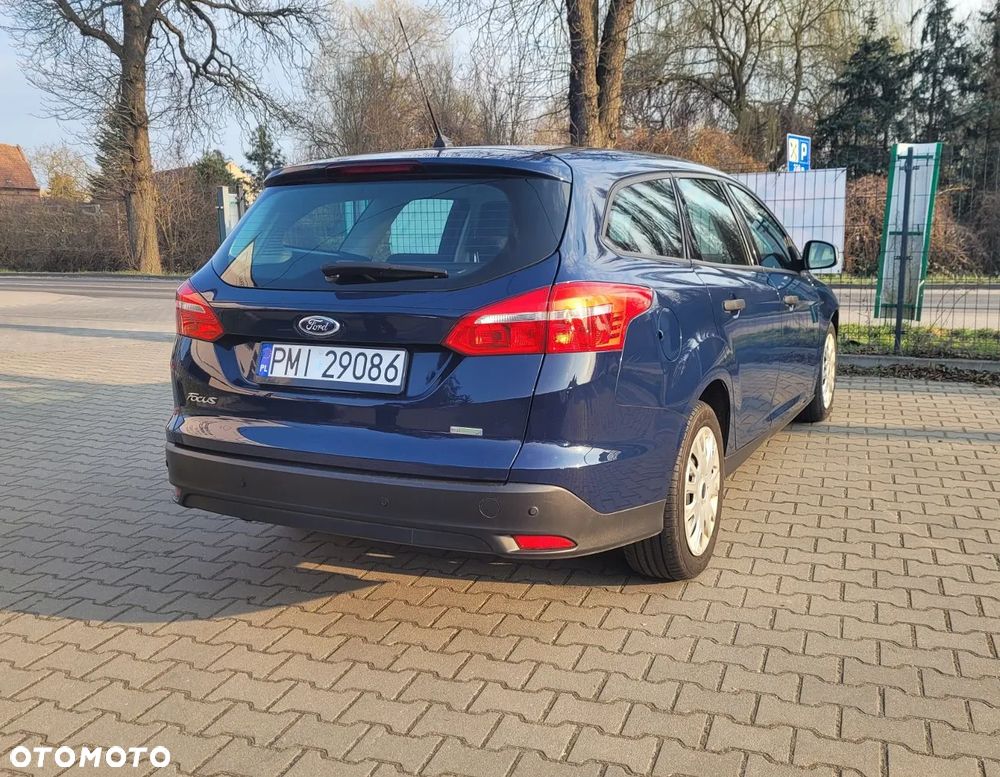 Ford Focus 1.0 EcoBoost Ambiente - 5