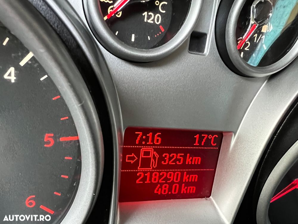 Ford Focus 1.6 TDCi Anniversary - 7