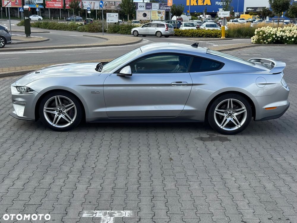 Ford Mustang - 22