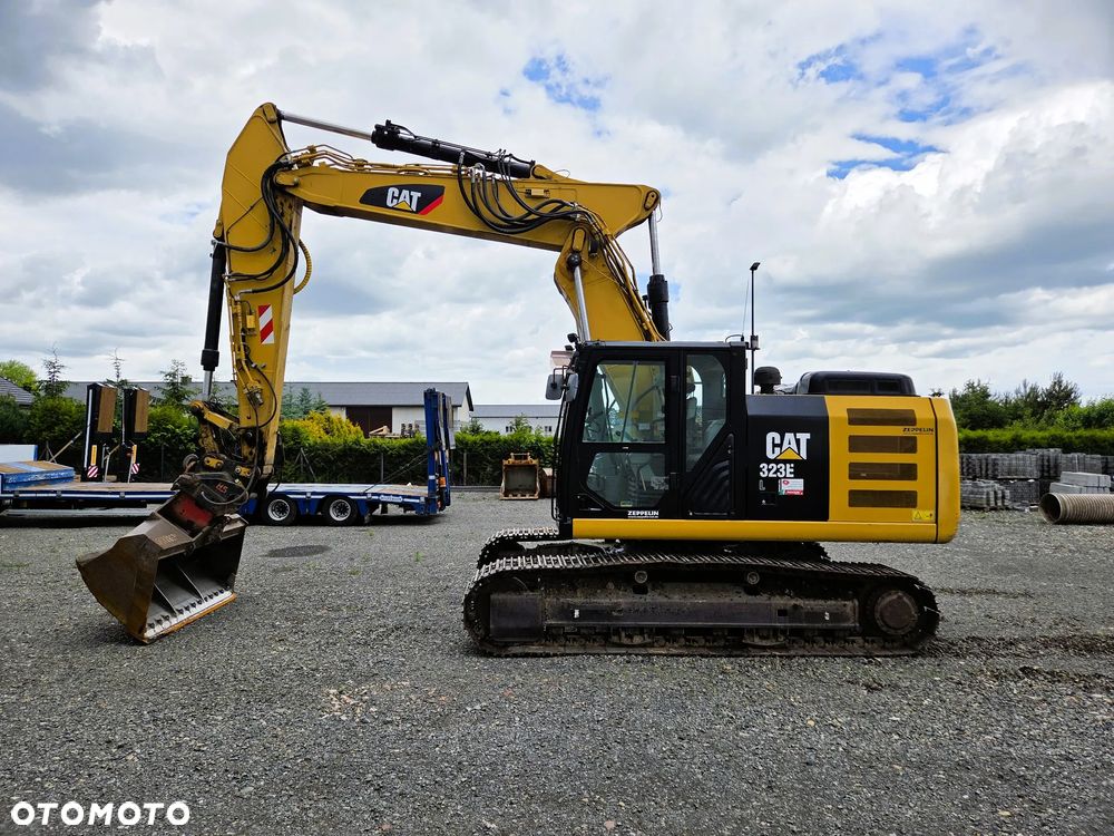 Caterpillar 323EL / z Niemiec / System 3D Trimble / Ramię 3 razy łamane / - 3