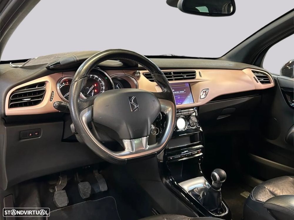 DS DS3 - 11