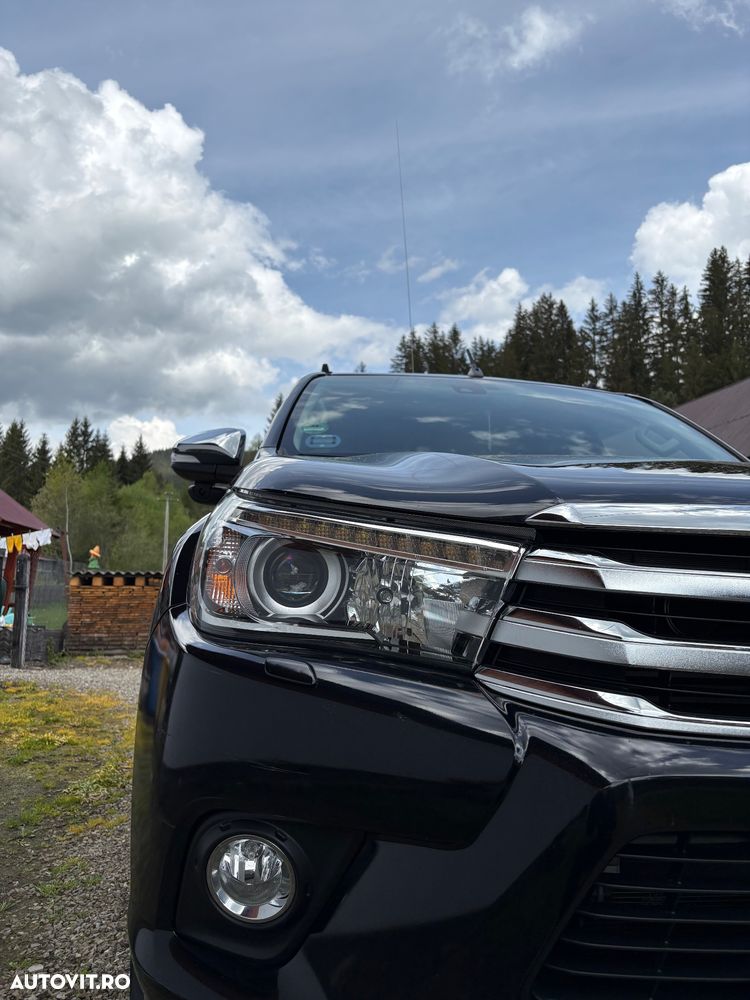 Toyota Hilux 4x4 Double Cab Comfort - 4