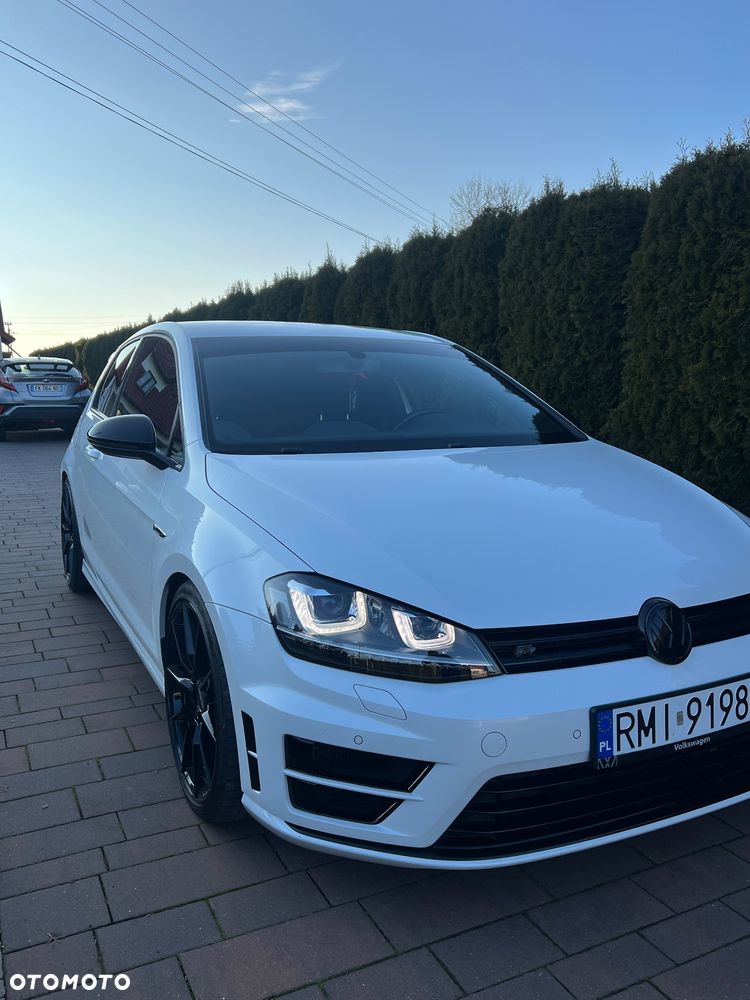Volkswagen Golf - 17
