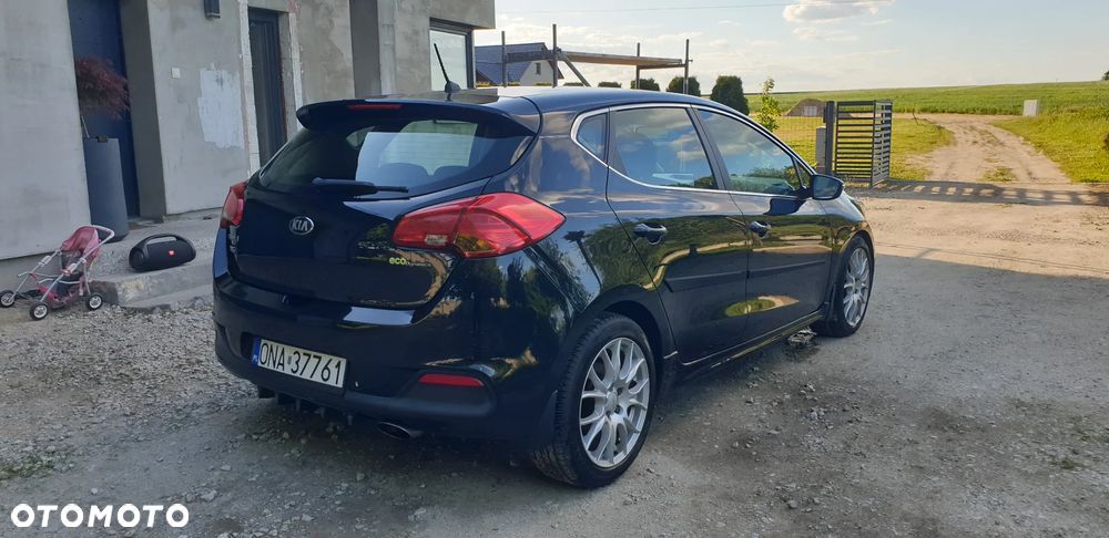 Kia Ceed 1.6 GDI Platinum Edition - 8