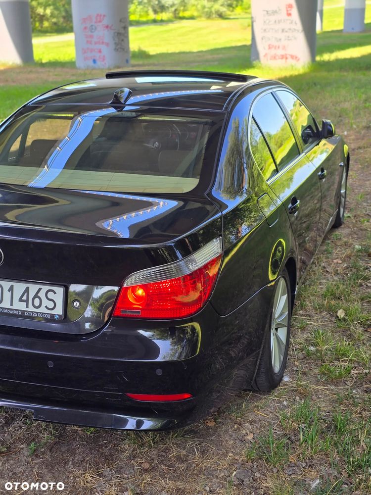 BMW Seria 5 525d - 6