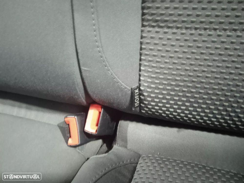 VW Golf Variant - 14