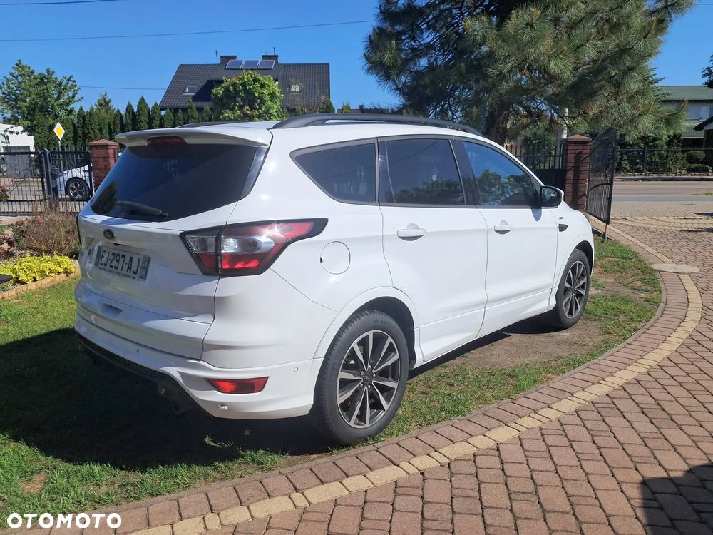 Ford Kuga 2.0 TDCi 4x2 ST-Line - 18