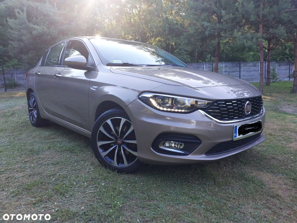 Fiat Tipo 1.4 16v Lounge EU6d - 3