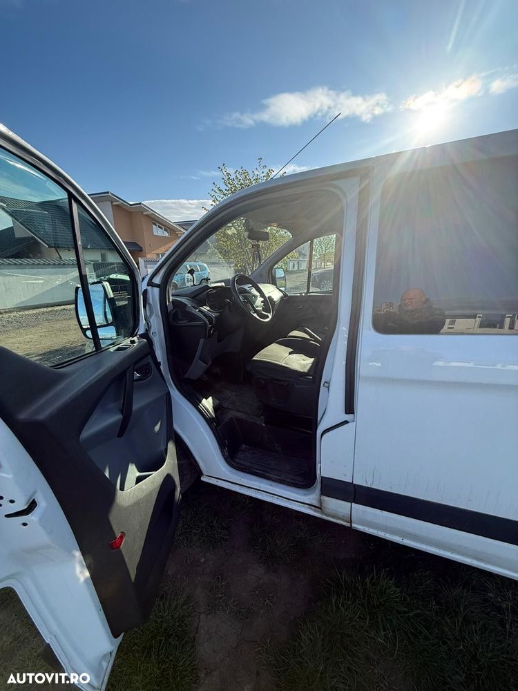 Ford Transit custom 8+1 - 1