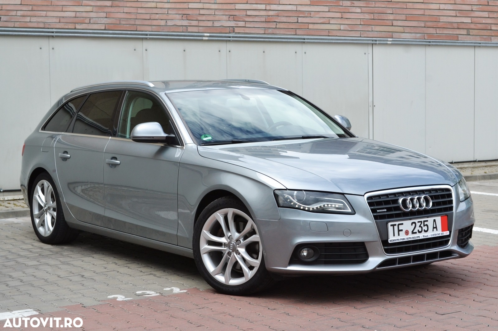 Audi A4 2.0 TDI Quattro Avant - 10