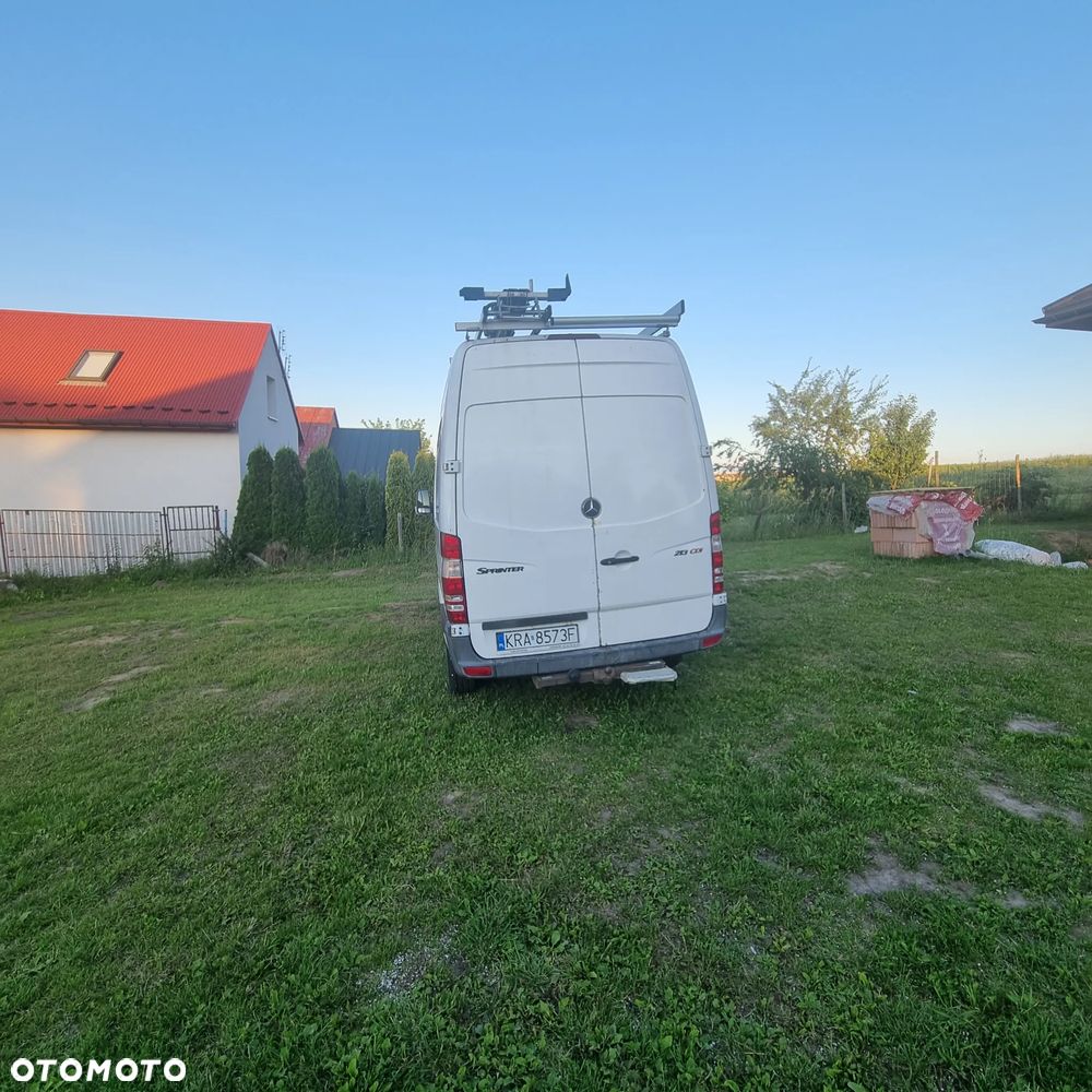 Mercedes-Benz Sprinter - 10