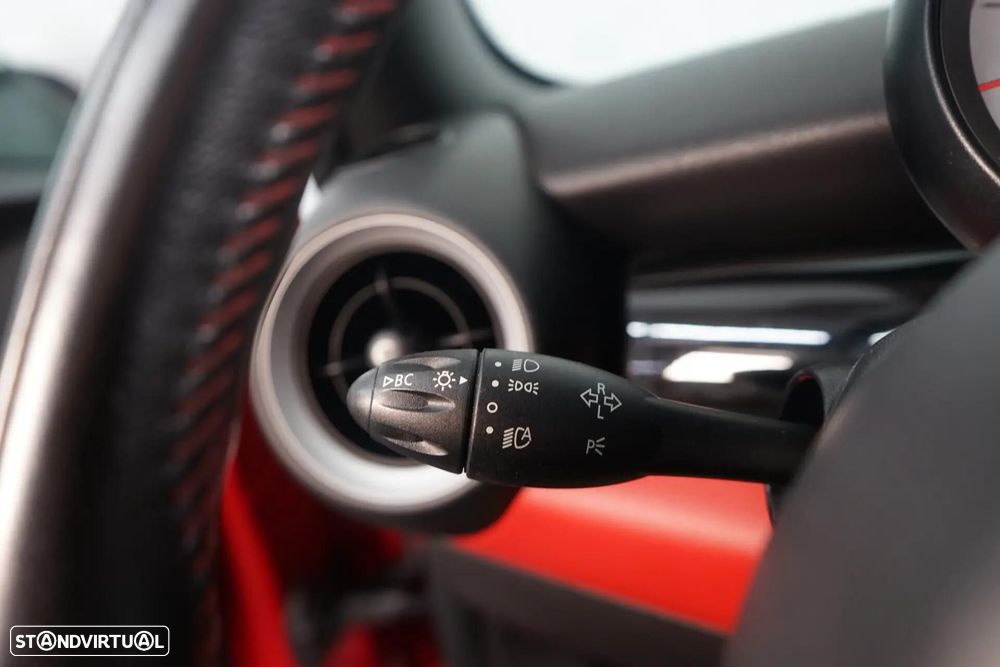 MINI 3 Portas Cooper D - 21