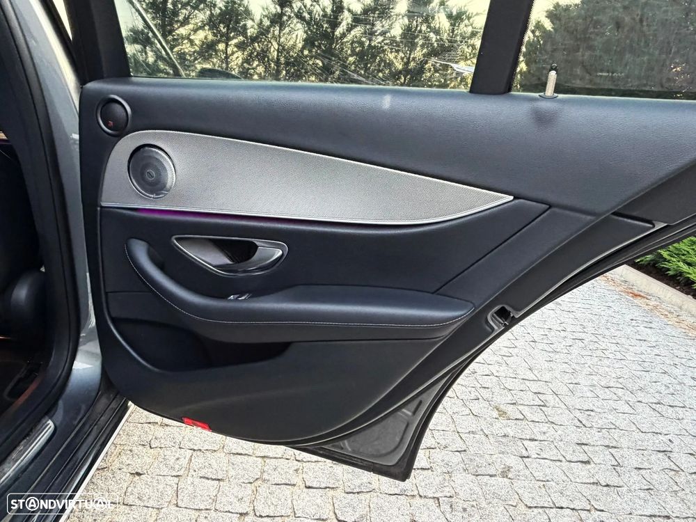 Mercedes-Benz E 220 d 9G-TRONIC Avantgarde - 24