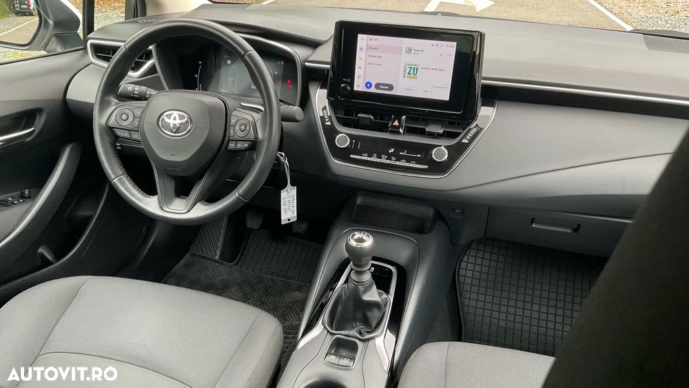 Toyota Corolla 1.5 TNGA MT Business - 26