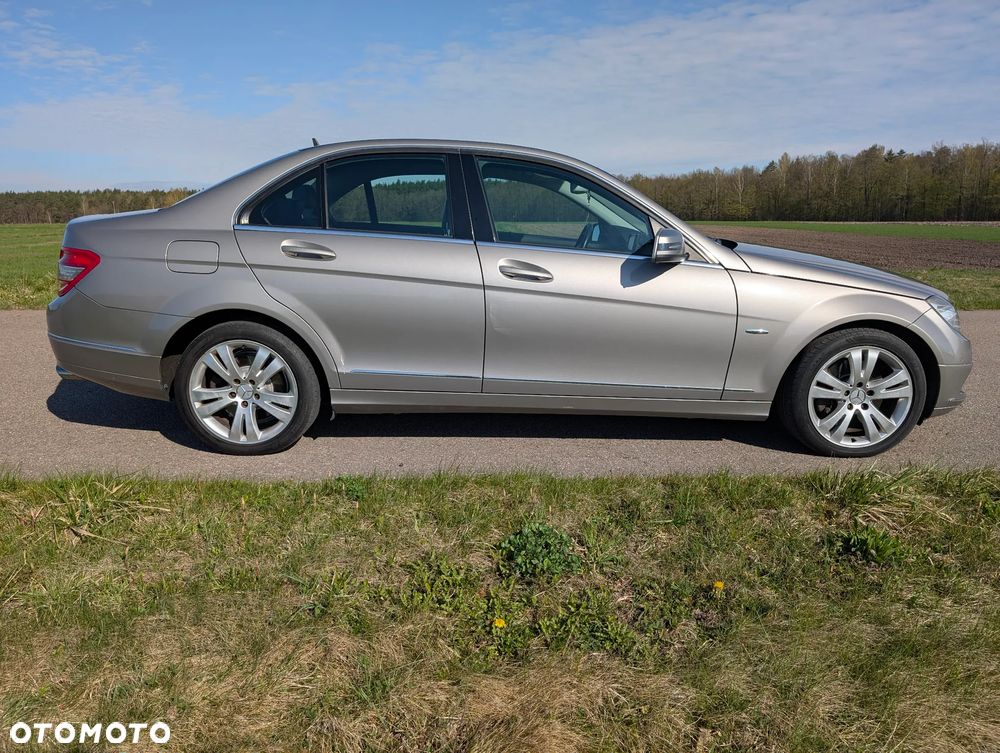 Mercedes-Benz Klasa C 320 CDI Avantgarde 4-Matic - 7