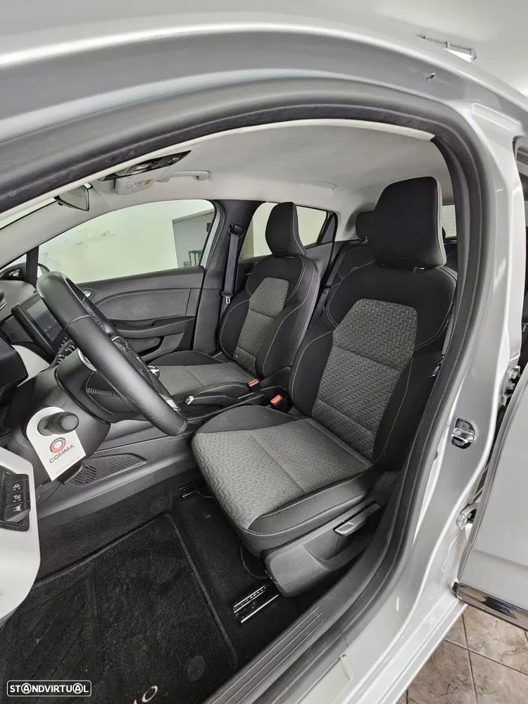 Renault Clio 1.0 TCe Limited Bi-Fuel - 29