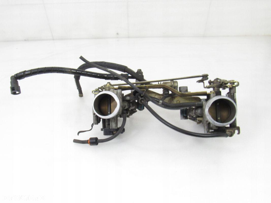 Wtryski + przepustnice komplet Suzuki TL 1000, 00r - 5