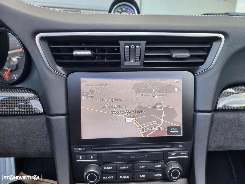 Porsche 911 (991) Targa 4 GTS PDK - 29