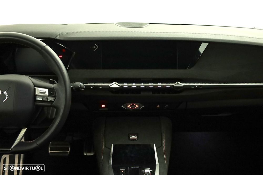 DS DS4 4 1.2 PureTech Performance Line EAT8 - 9